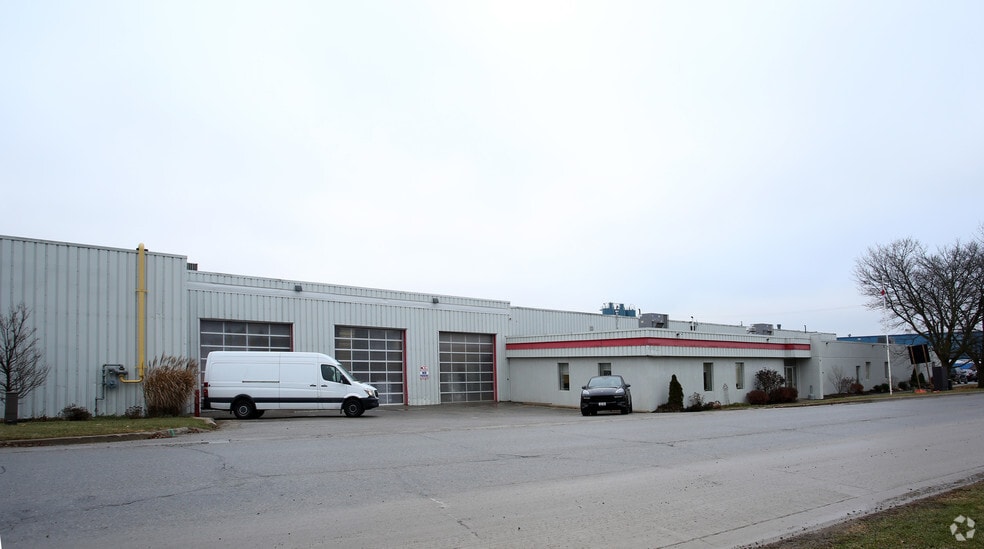 95 John St, Orangeville, ON for lease - Building Photo - Image 2 of 3