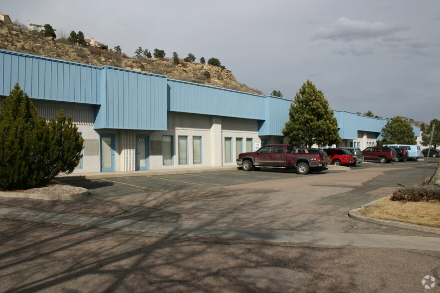 628-646 Elkton Dr, Colorado Springs, CO for lease - Building Photo - Image 2 of 5