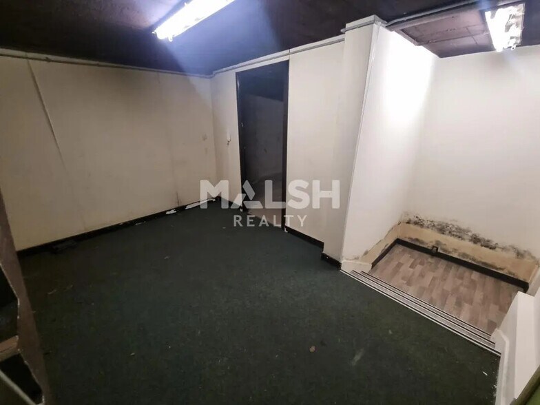 Commerce de détail dans OULLINS-PIERRE-BÉNITE à louer - Photo intérieure - Image 3 de 3