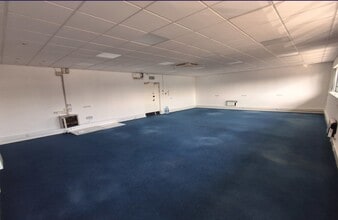 St Josephs Clos, Hove à louer Photo intérieure- Image 2 de 2