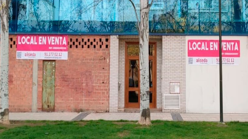 Calle de Pablo Ruiz Picasso, Zaragoza, Zaragoza for sale - Building Photo - Image 2 of 3