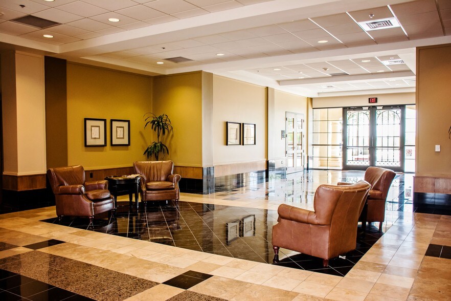 14239 W Bell Rd, Surprise, AZ à louer - Photo intérieure - Image 2 de 18