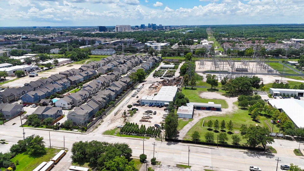 1261 Brittmoore Rd, Houston, TX à vendre - Photo du bâtiment - Image 3 de 8