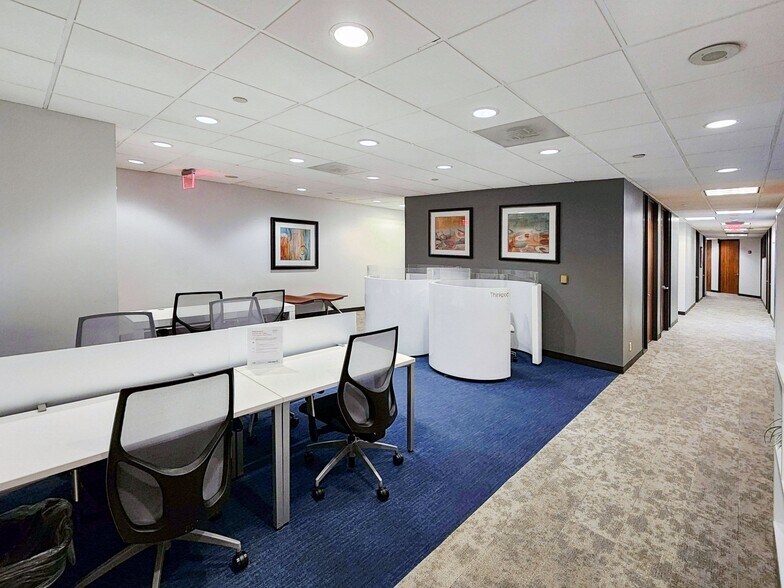 11350 Random Hills Rd, Fairfax, VA à louer - Photo intérieure - Image 2 de 14