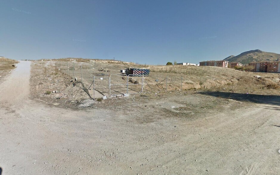 Terrain dans Pinos Puente, Granada à vendre - Photo du bâtiment - Image 2 de 4