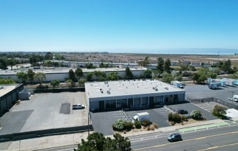 2010-2020 Farallon Dr, San Leandro, CA for lease - Primary Photo - Image 1 of 4