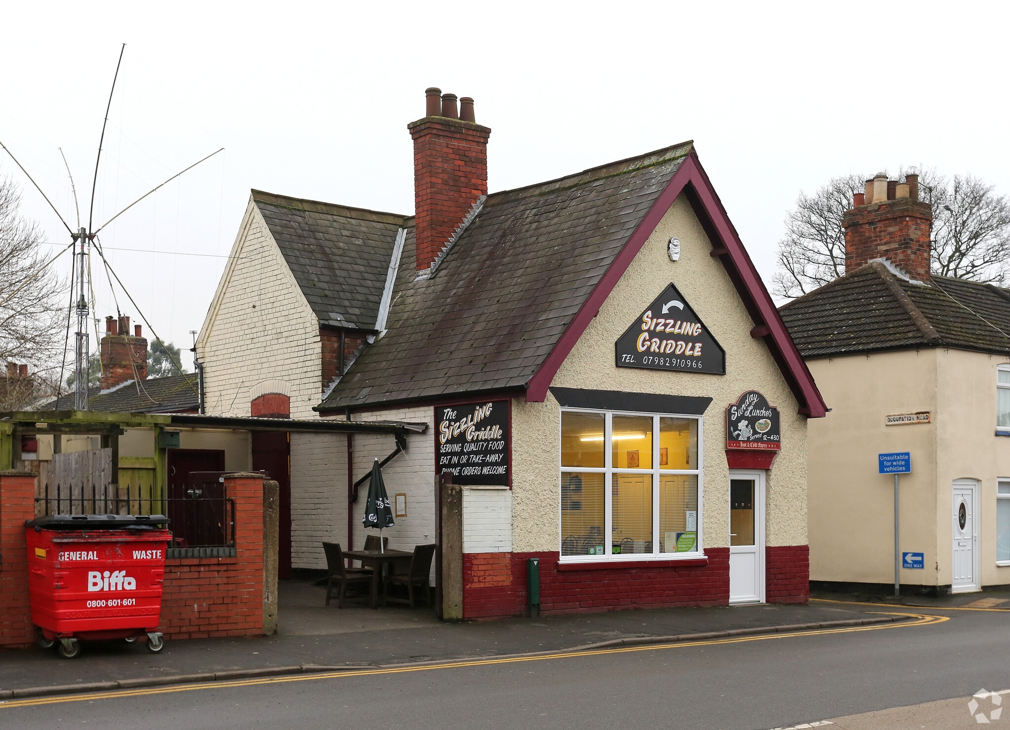 Land & Buildings, Long Leys Road portefeuille de 5 propriétés à vendre sur LoopNet.ca Photo principale- Image 1 de 5