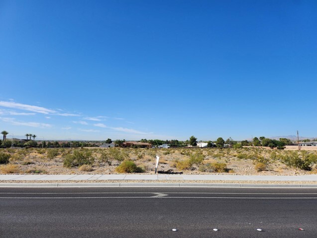 Lone Mountain Road & Chieftain St., Las Vegas, NV à vendre - Photo du bâtiment - Image 3 de 3