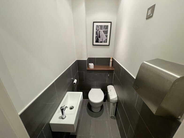 25 Heath Mill Ln, Birmingham à vendre - Photo intérieure - Image 3 de 14