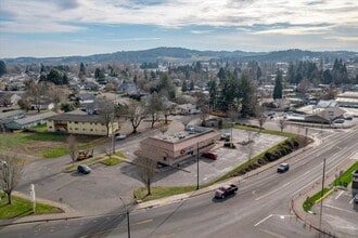242-244 Main St, Dallas, OR for lease Interior Photo- Image 1 of 5