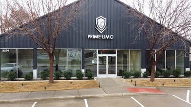 2230 Joe Field Rd, Dallas, TX à louer Photo du bâtiment- Image 1 de 21