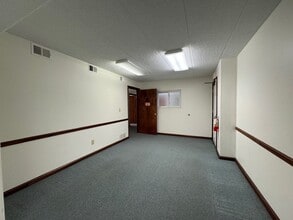3454 Oak Alley Ct, Toledo, OH for lease Interior Photo- Image 2 of 13
