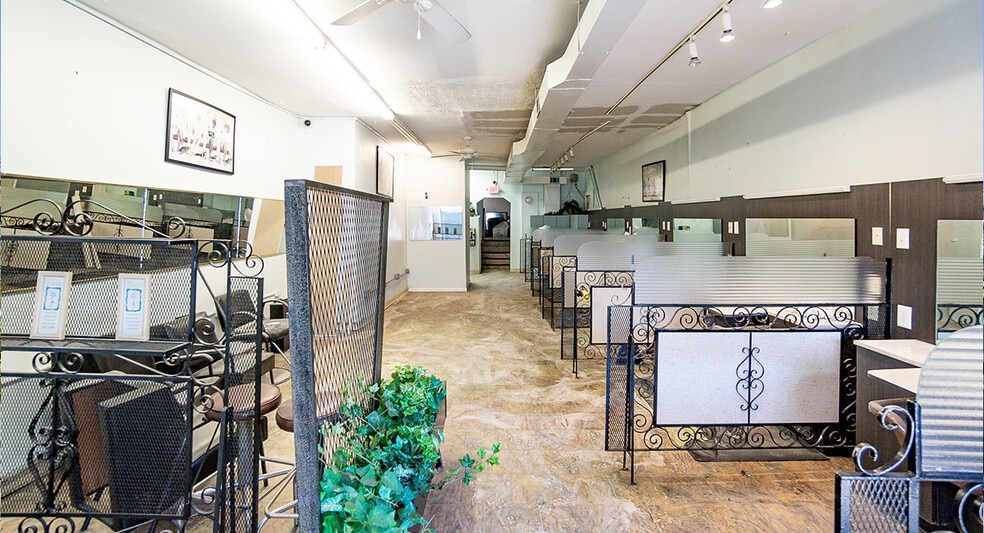 1102 Bladensburg Rd NE, Washington, DC for sale - Interior Photo - Image 3 of 6