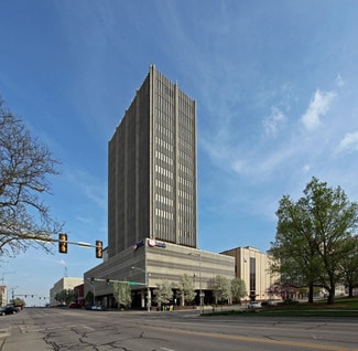 More details for 800 SW Jackson St, Topeka, KS - Office for Lease