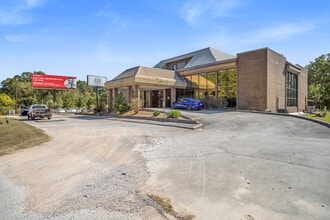 610 N Tx-336-loop E, Conroe, TX à louer Photo intérieure- Image 1 de 7