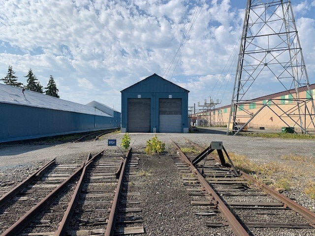 2301 Duss Ave, Ambridge, PA for lease Interior Photo- Image 1 of 2