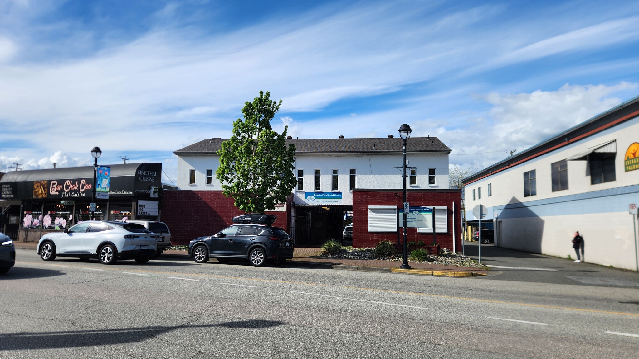 20571 Douglas Cres, Langley, BC for sale Primary Photo- Image 1 of 1