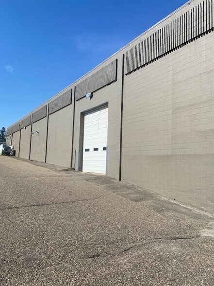 3314-3320 Terminal Dr, Eagan, MN à louer - Photo du bâtiment - Image 3 de 5