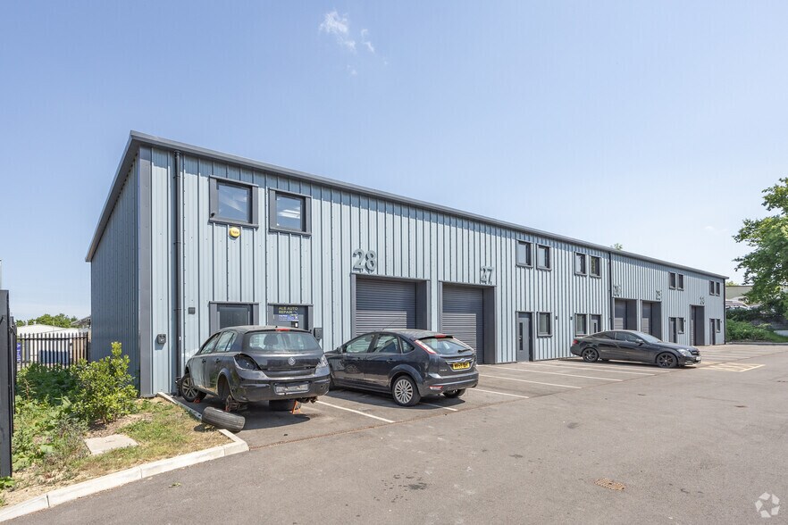 21 Artillery Rd, Yeovil à vendre - Photo du bâtiment - Image 1 de 1