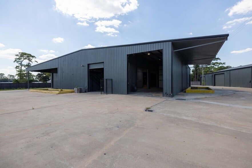 23609 W Hardy Rd, Spring, TX à vendre - Photo du bâtiment - Image 3 de 19