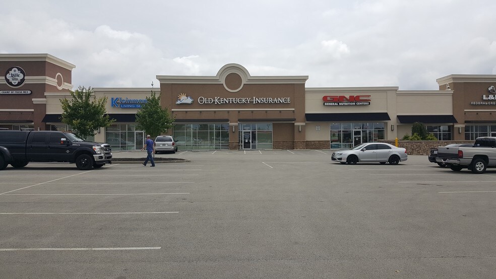 3019-3099 Breckenridge Ln, Louisville, KY à louer - Photo du bâtiment - Image 2 de 10