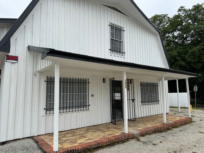 1935 Gillespie St, Fayetteville, NC à vendre - Photo du bâtiment - Image 2 de 22