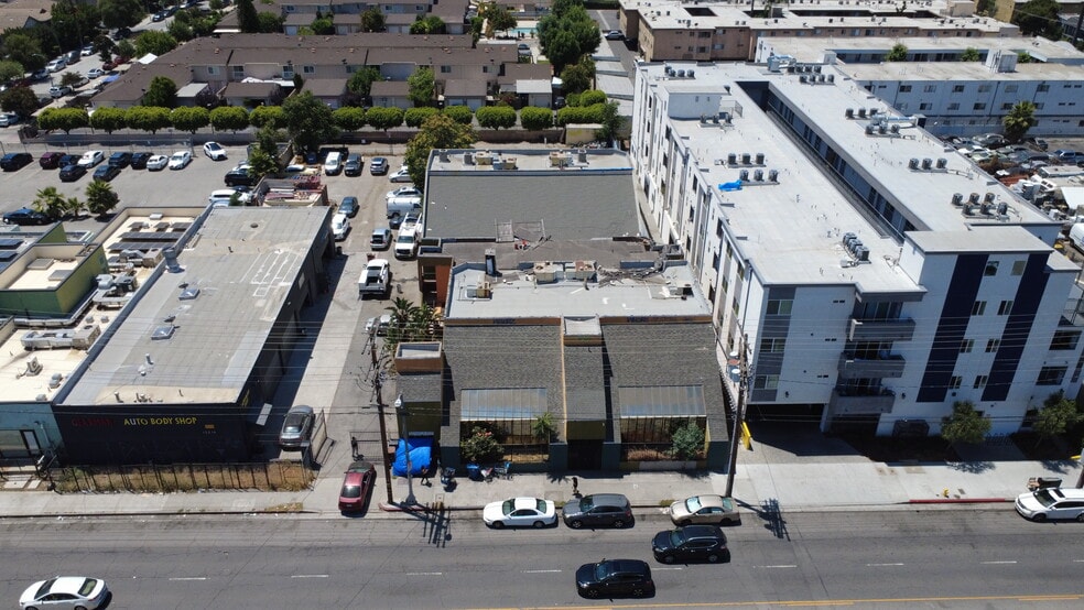 15226 Parthenia St, North Hills, CA for sale - Building Photo - Image 2 of 3