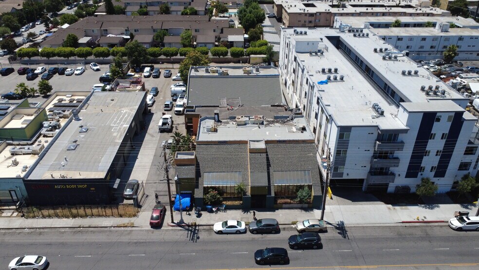 15226 Parthenia St, North Hills, CA à vendre - Photo du bâtiment - Image 2 de 3