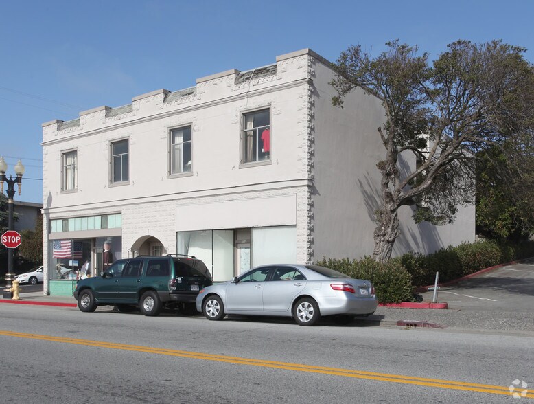 701-703 Linden Ave, South San Francisco, CA à louer - Photo du bâtiment - Image 2 de 3