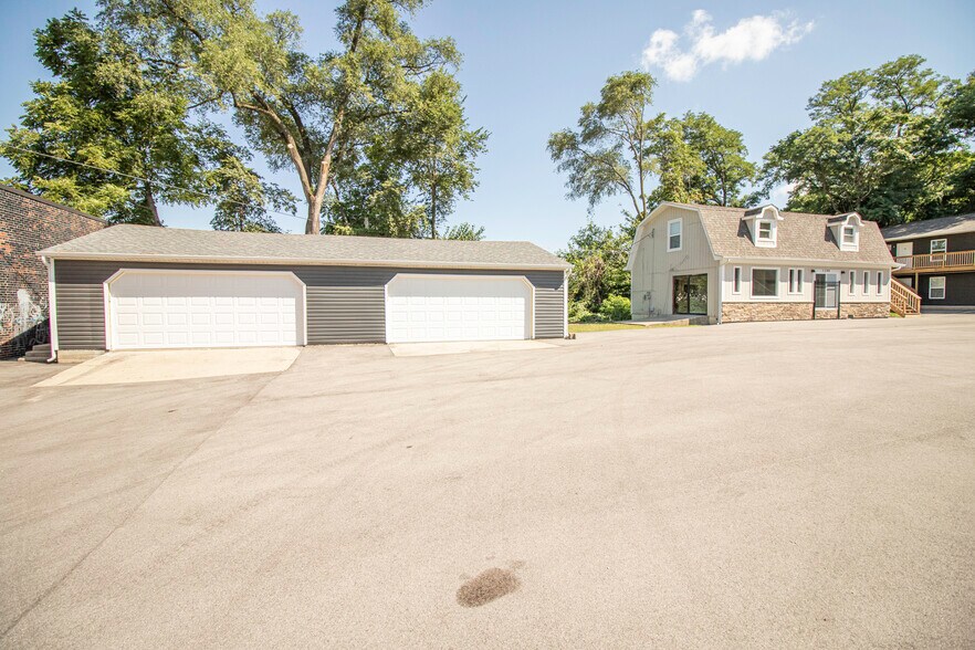 1200 Main St, Lafayette, IN à louer - Photo du bâtiment - Image 3 de 18