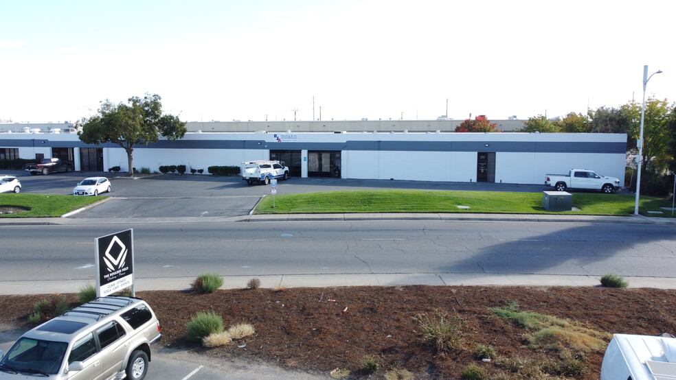 8460 Belvedere Ave, Sacramento, CA for lease - Building Photo - Image 1 of 19