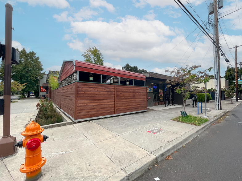 8218 N Lombard St, Portland, OR for sale - Building Photo - Image 1 of 6