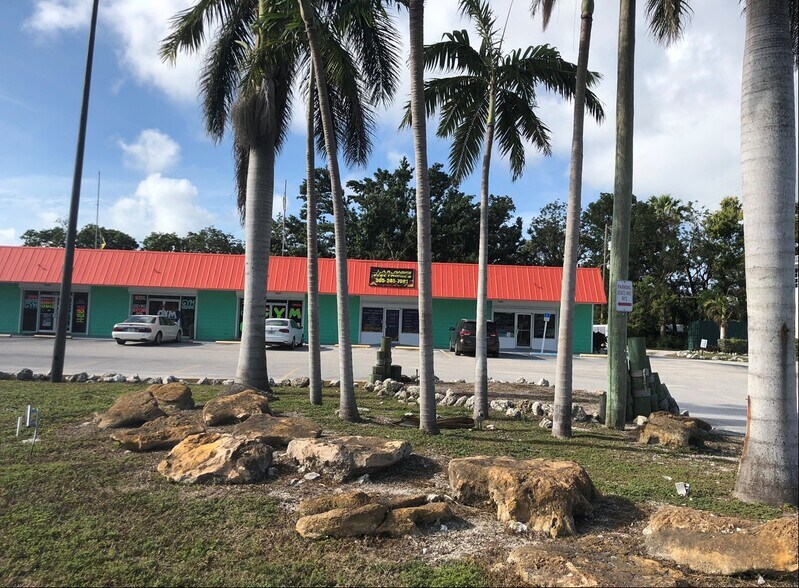 105910 Overseas Hwy, Key Largo, FL à louer - Photo du bâtiment - Image 2 de 6