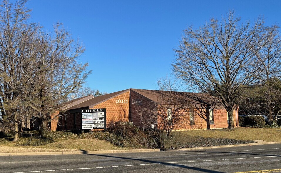10111 Martin Luther King Jr Hwy, Bowie, MD à louer - Photo du bâtiment - Image 1 de 3