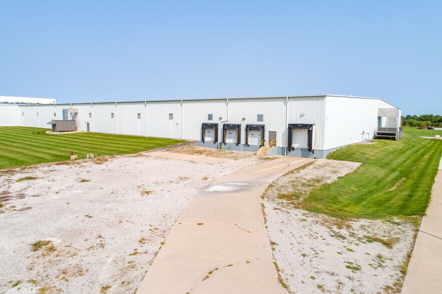 5701 E 54 Hwy, Mexico, MO à vendre - Photo du bâtiment - Image 3 de 8