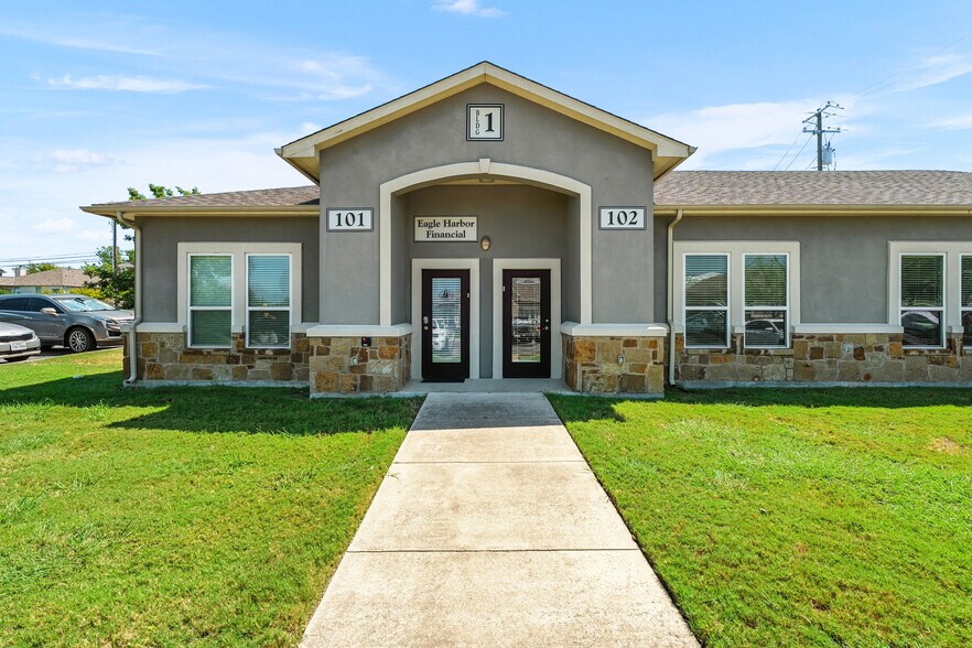 1490 Rusk Rd, Round Rock, TX à louer - Photo du bâtiment - Image 2 de 26