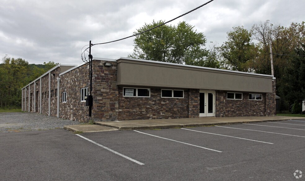 2170 Route 57 W, Washington, NJ à louer - Photo du bâtiment - Image 2 de 12