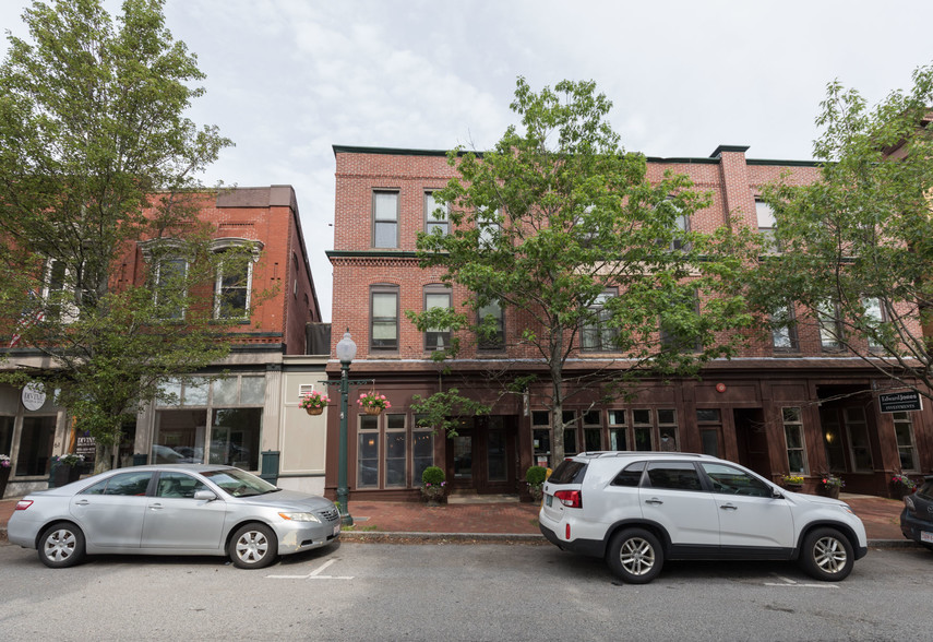 49 Main St, Amesbury, MA à vendre - Photo du bâtiment - Image 1 de 1