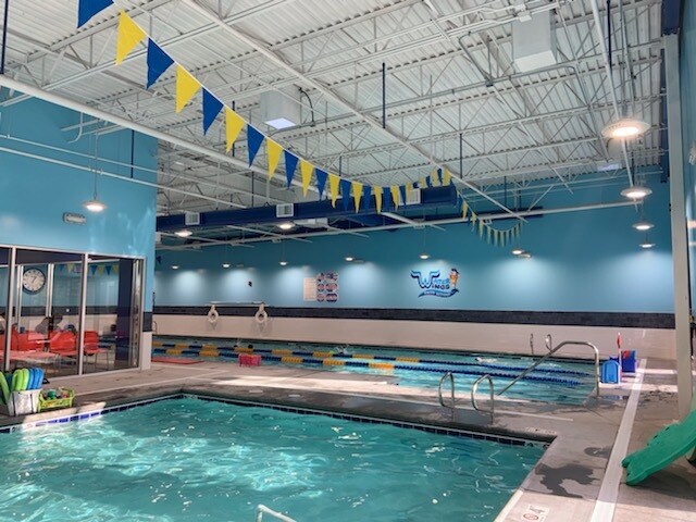 19456 Nordhoff St, Northridge, CA à vendre - Photo intérieure - Image 3 de 13