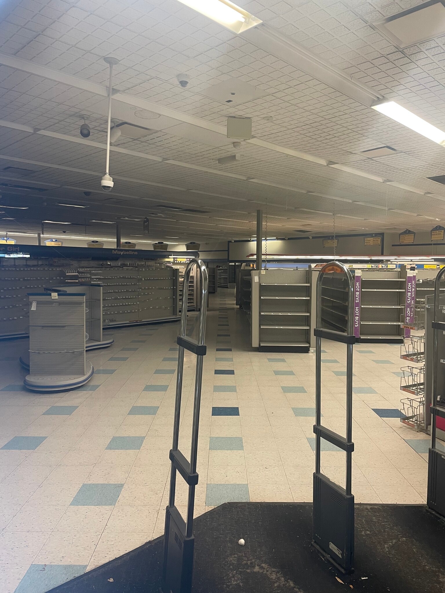 2709 Broadway, Lorain, OH à louer Photo du bâtiment- Image 1 de 1