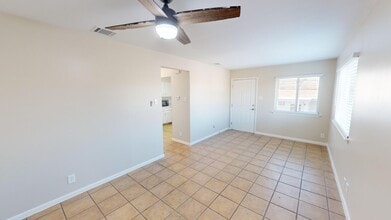 927 E 41st St, Austin, TX for sale Interior Photo- Image 2 of 4