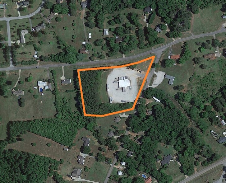 677 Hudson Rd, Lagrange, GA à vendre - Photo du bâtiment - Image 2 de 7