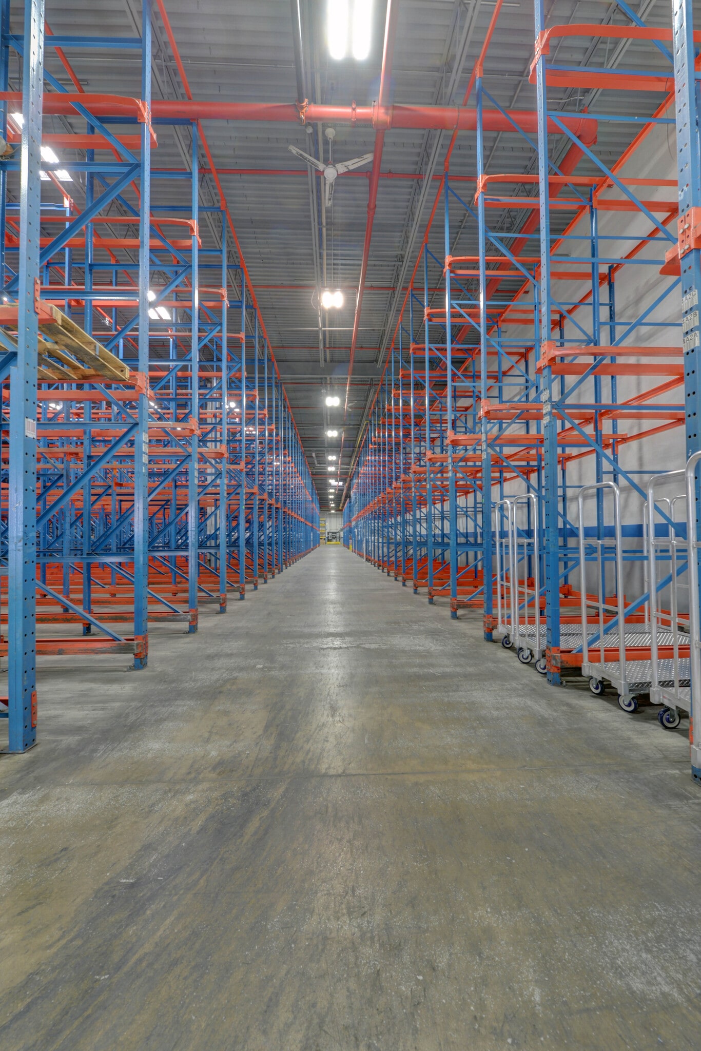 17-09 Zink Pl, Fair Lawn, NJ for lease Interior Photo- Image 1 of 27