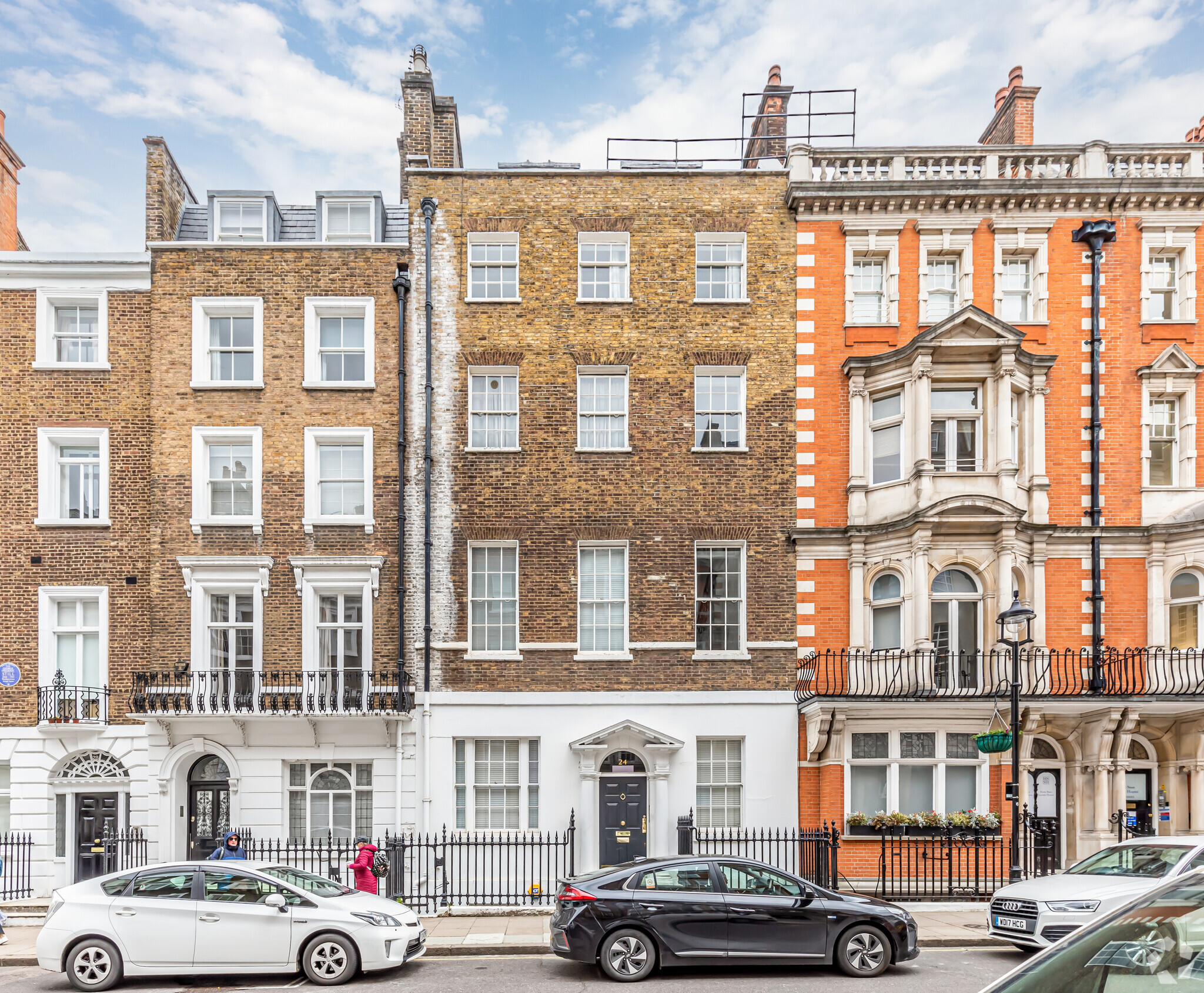 24-26 Queen Anne St, London for sale Primary Photo- Image 1 of 1