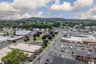 30 Shelter Rock Rd, Danbury, CT - Aerial  map view