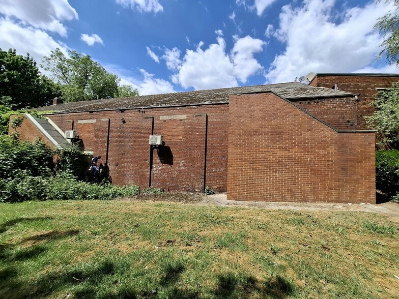 11 Station St, Mexborough for sale - Building Photo - Image 3 of 5