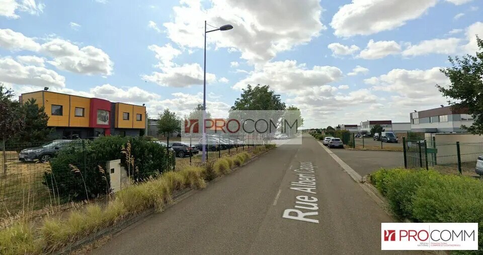 Flex dans Vernouillet à louer Photo du bâtiment- Image 1 de 2