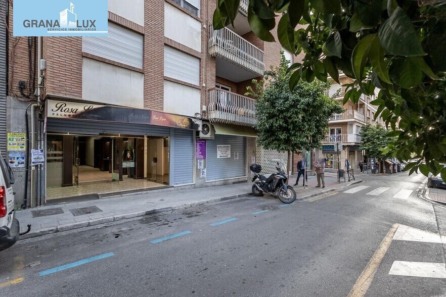Calle Ruiseñor, 10, Granada, Granada for sale - Building Photo - Image 2 of 28