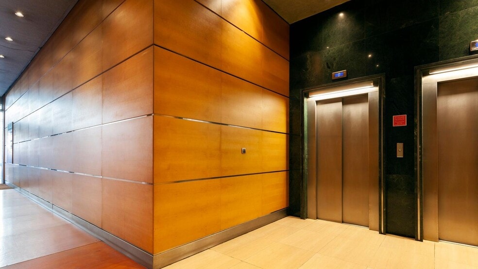 Carrer Roger de Llúria, 35-37, Barcelona, Barcelona for lease - Interior Photo - Image 3 of 3