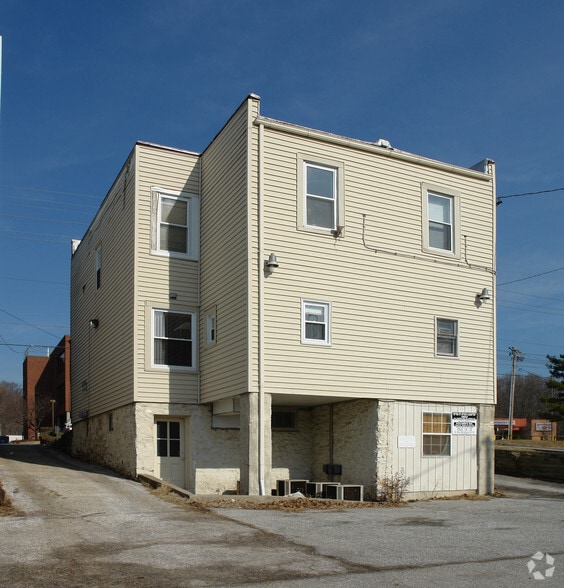 111 Old Court Rd, Pikesville, MD for lease - Building Photo - Image 3 of 10